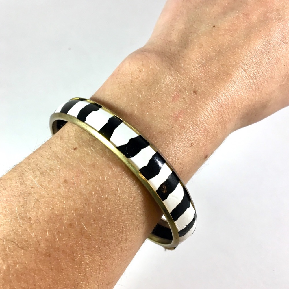 Zebra Bangle - Picture 3 of 8